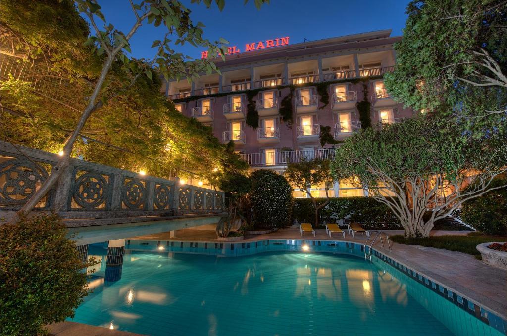 Grande Albergo Marin リニャーノ・サッビアドーロ エクステリア 写真
